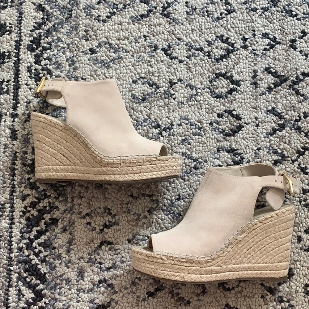 Kenneth Cole Suede Esapdrille Mule Wedge